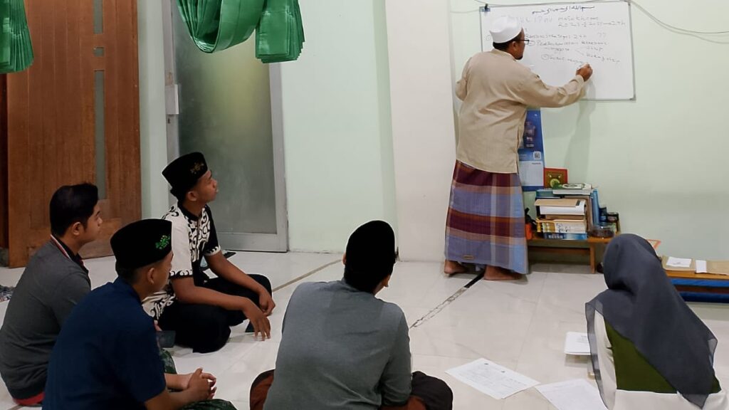 IPNU-IPPNU Kebonsari Belajar Dasar-dasar Manajemen Organisasi dan Perkantoran