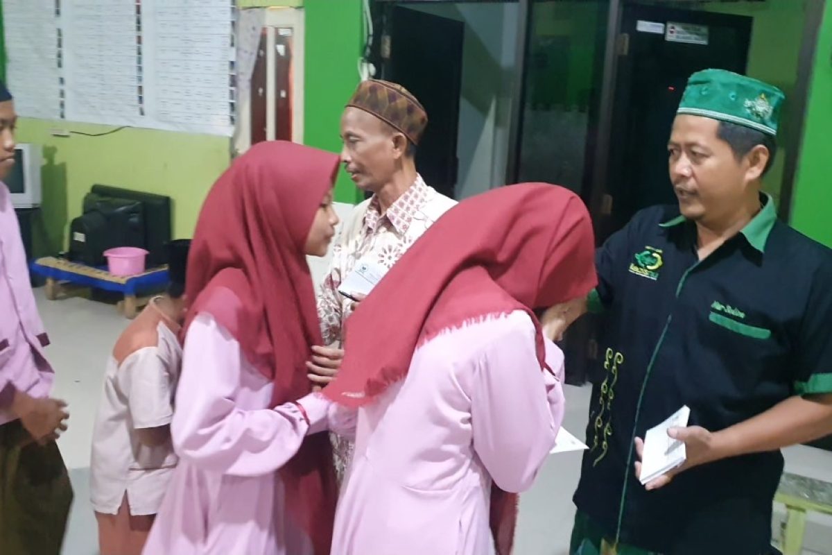 Picsart_23-08-01_21-08-59-460